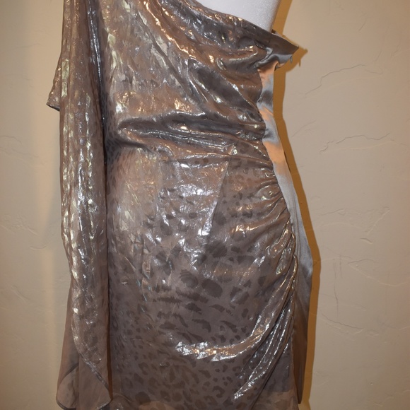 Bebe 1-Shoulder Drama SLV Dress - Picture 12 of 16